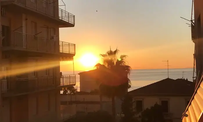 Rexer-San-Vincenzo-Appartamento-San-Vincenzo-mt-dal-mare-Terrazzo