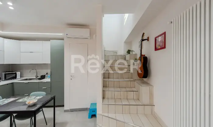 Rexer-Pomigliano-dArco-Elegante-immobile-nel-cuore-di-Pomigliano-Altro