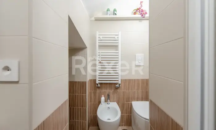 Rexer-Pomigliano-dArco-Elegante-immobile-nel-cuore-di-Pomigliano-Altro