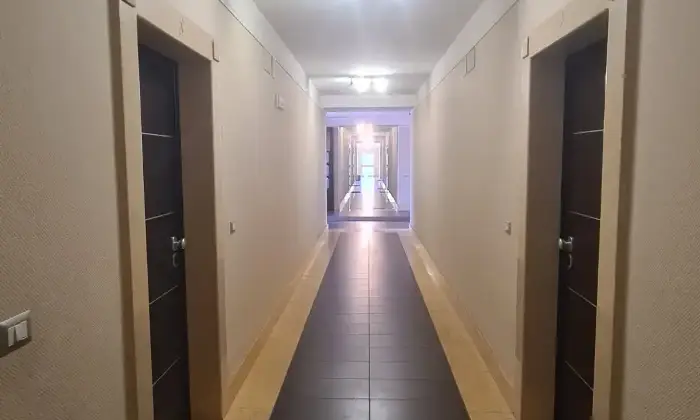 Rexer-Foggia-Luminoso-appartamento-in-zona-signorile-Corridoio
