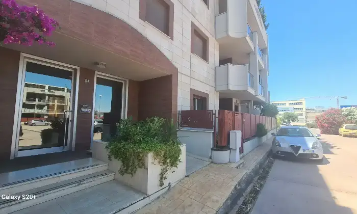 Rexer-Foggia-Luminoso-appartamento-in-zona-signorile-Accesso-disabili
