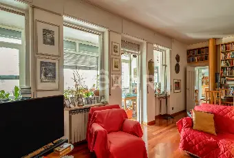 Rexer-Padova-NUDA-PROPRIETA-Appartamento-di-ampia-metratura-con-terrazza-abitabile-Altro