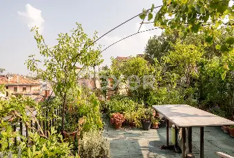 Rexer-Padova-NUDA-PROPRIETA-Appartamento-di-ampia-metratura-con-terrazza-abitabile-Altro