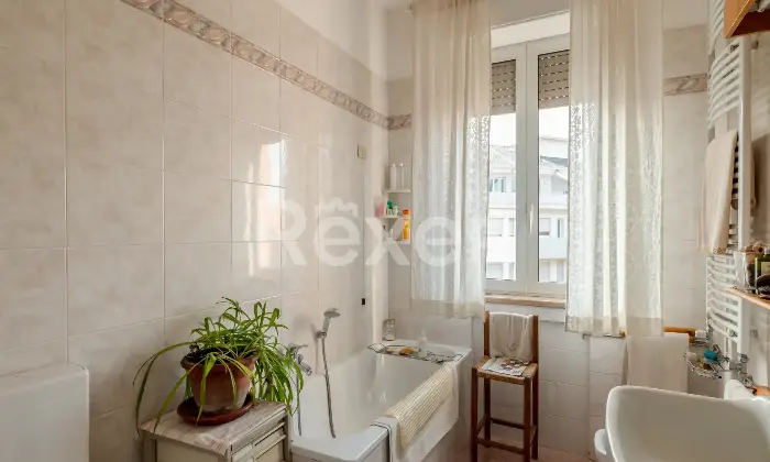 Rexer-Padova-NUDA-PROPRIETA-Appartamento-di-ampia-metratura-con-terrazza-abitabile-Altro