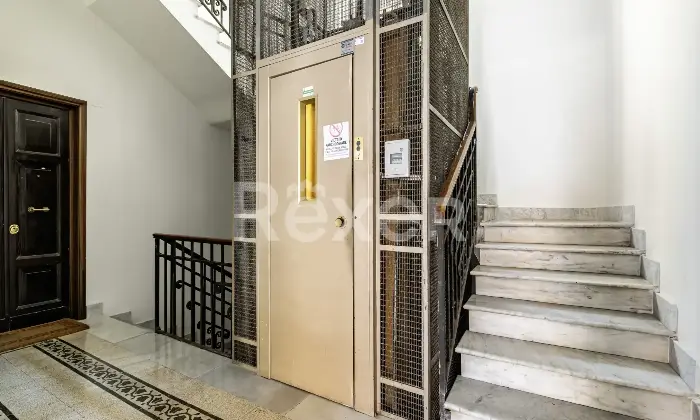 Rexer-Roma-Quadrilocale-con-cantina-Altro