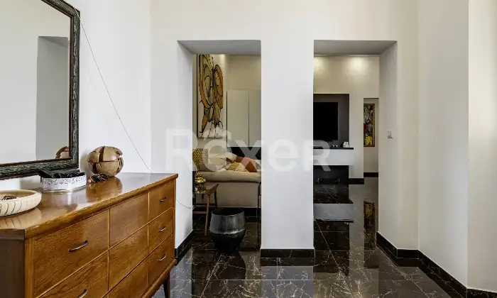 Rexer-Roma-Quadrilocale-con-cantina-Altro