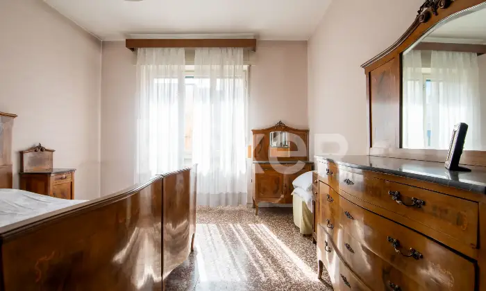 Rexer-Abbiategrasso-Quadrilocale-con-cantina-Altro