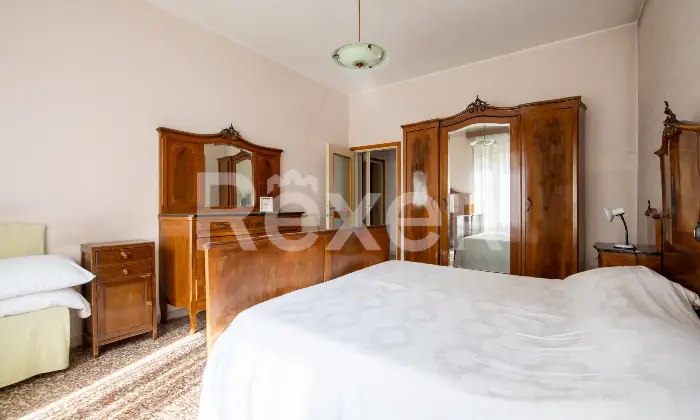 Rexer-Abbiategrasso-Quadrilocale-con-cantina-Altro
