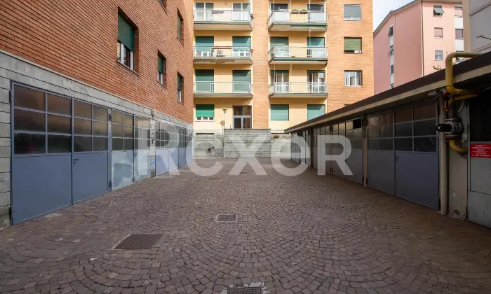 Rexer-Abbiategrasso-Quadrilocale-con-cantina-Altro