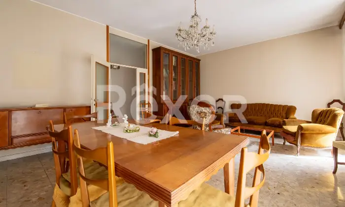Rexer-Abbiategrasso-Quadrilocale-con-cantina-Altro