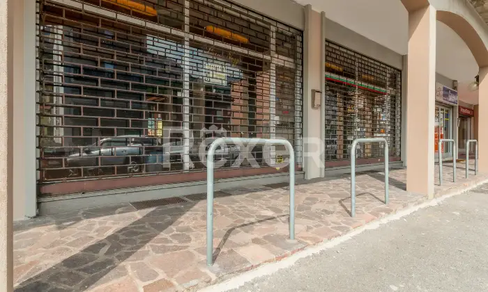 Rexer-Calolziocorte-Locale-Commerciale-in-ottime-condizioni-Altro