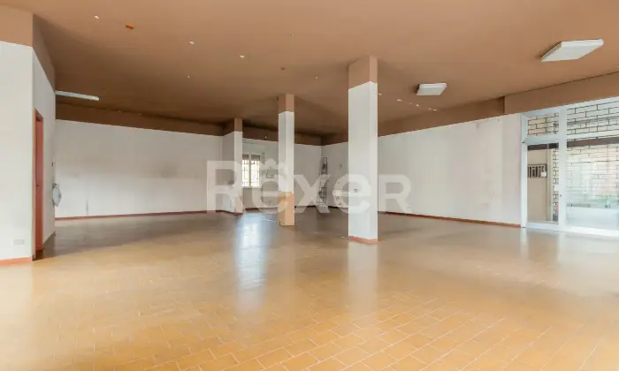 Rexer-Calolziocorte-Locale-Commerciale-in-ottime-condizioni-Altro