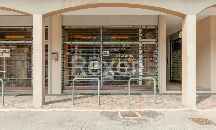 Rexer-Calolziocorte-Locale-Commerciale-in-ottime-condizioni-Altro