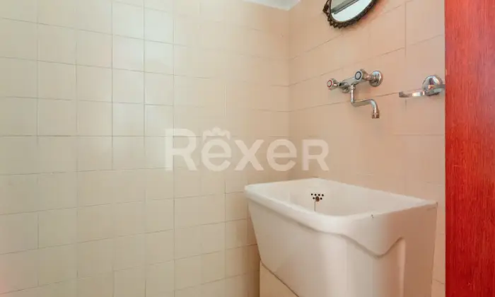 Rexer-Calolziocorte-Locale-Commerciale-in-ottime-condizioni-Altro