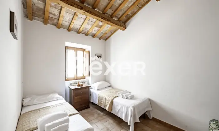 Rexer-Matelica-Tenuta-panoramica-tra-i-vigneti-di-Matelica-ospitalit-natura-e-design-Altro