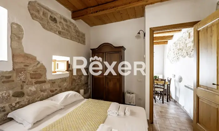 Rexer-Matelica-Tenuta-panoramica-tra-i-vigneti-di-Matelica-ospitalit-natura-e-design-Altro
