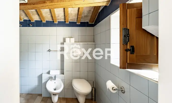 Rexer-Matelica-Tenuta-panoramica-tra-i-vigneti-di-Matelica-ospitalit-natura-e-design-Altro