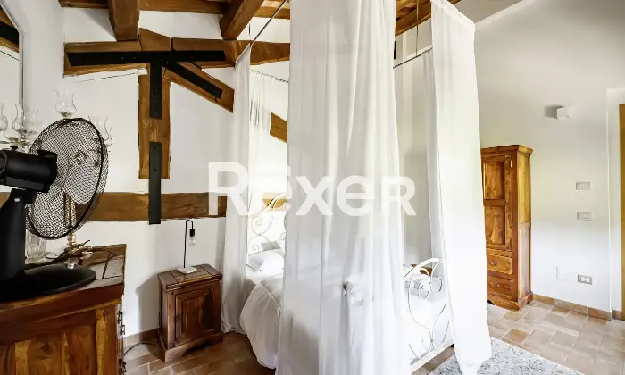 Rexer-Matelica-Tenuta-panoramica-tra-i-vigneti-di-Matelica-ospitalit-natura-e-design-Altro