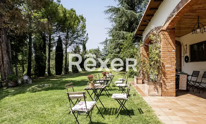 Rexer-Matelica-Tenuta-panoramica-tra-i-vigneti-di-Matelica-ospitalit-natura-e-design-Altro