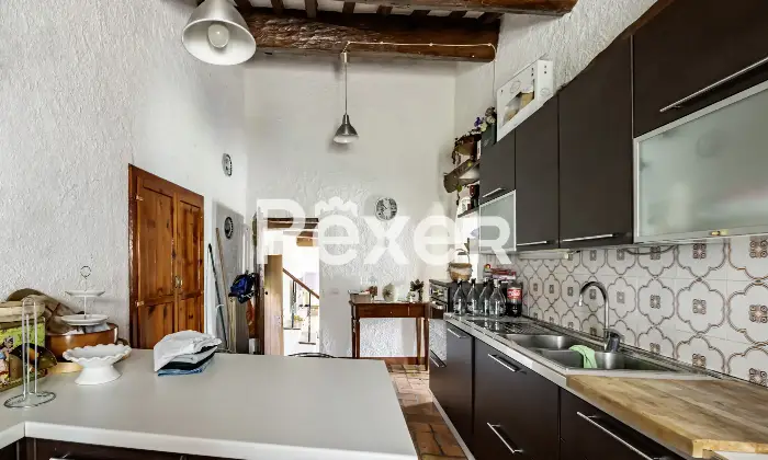 Rexer-Matelica-Tenuta-panoramica-tra-i-vigneti-di-Matelica-ospitalit-natura-e-design-Altro