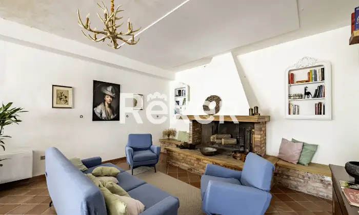 Rexer-Matelica-Tenuta-panoramica-tra-i-vigneti-di-Matelica-ospitalit-natura-e-design-Altro