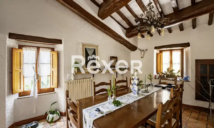 Rexer-Matelica-Tenuta-panoramica-tra-i-vigneti-di-Matelica-ospitalit-natura-e-design-Altro