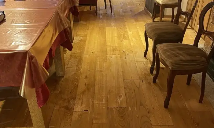 Rexer-Ivrea-Vendo-appartamento-nel-centro-storico-unico-nel-suo-genere-Sala-break