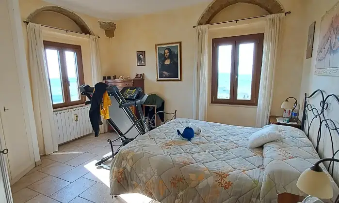 Rexer-Volterra-Splendida-villa-in-un-angolo-di-paradiso-Camera-da-letto