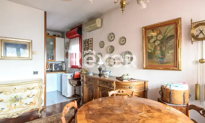 Rexer-Treviso-Appartamento-in-Fonderia-Salone