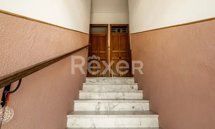 Rexer-Osteria-Nuova-Roma-Osteria-Nuova-Pentalocale-con-posti-auto-Altro