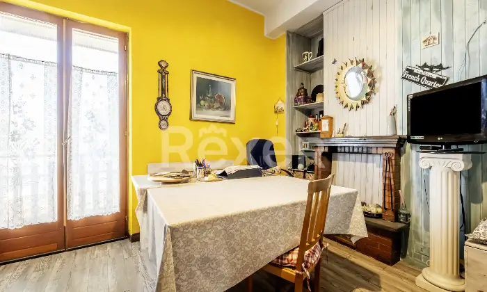 Rexer-Osteria-Nuova-Roma-Osteria-Nuova-Pentalocale-con-posti-auto-Altro
