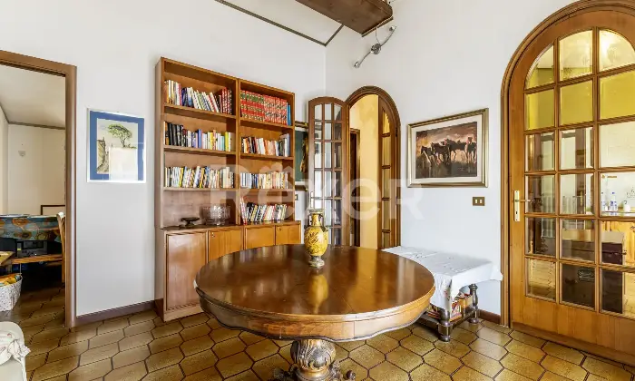 Rexer-Osteria-Nuova-Roma-Osteria-Nuova-Pentalocale-con-posti-auto-Altro