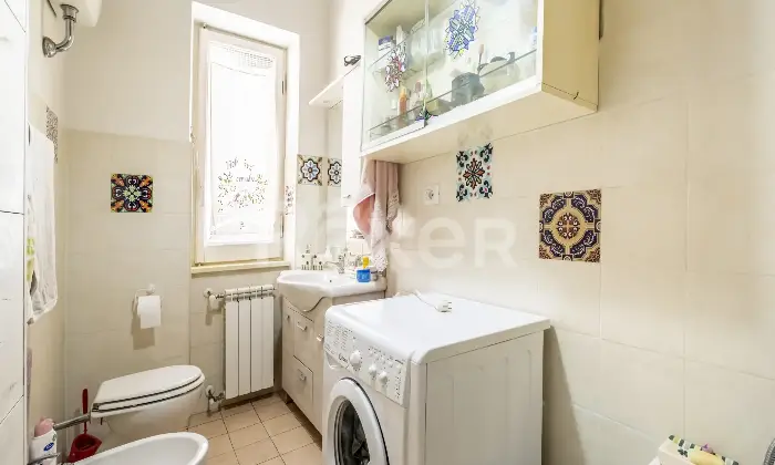 Rexer-Osteria-Nuova-Roma-Osteria-Nuova-Pentalocale-con-posti-auto-Altro