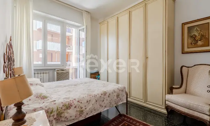 Rexer-Genova-Ampio-Appartamento-con-Balconi-e-Cantina-in-Zona-Tranquilla-Altro