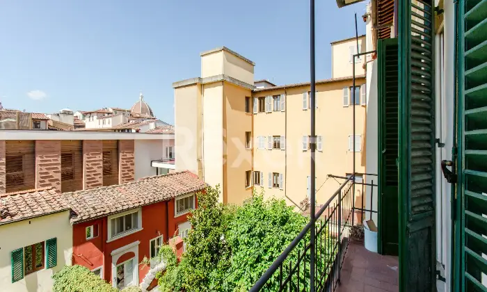 Rexer-Firenze-Santissima-Annunziata-appartamento-di-cinque-vani-con-balcone-panoramico-Altro
