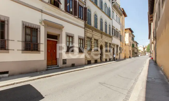 Rexer-Firenze-Santissima-Annunziata-appartamento-di-cinque-vani-con-balcone-panoramico-Altro