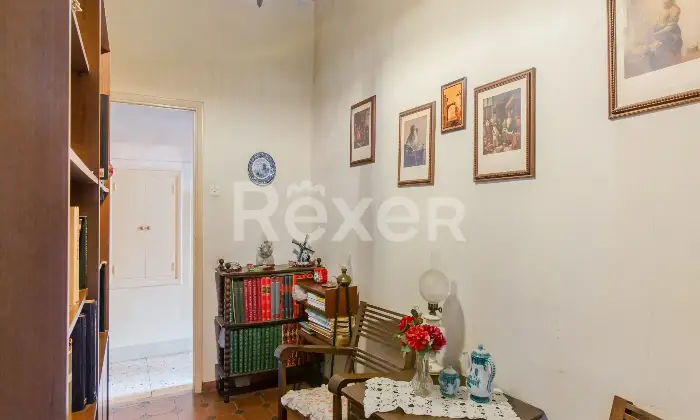 Rexer-Firenze-Santissima-Annunziata-appartamento-di-cinque-vani-con-balcone-panoramico-Altro
