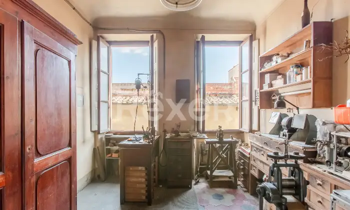 Rexer-Firenze-Santissima-Annunziata-appartamento-di-cinque-vani-con-balcone-panoramico-Altro