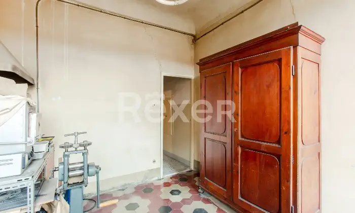 Rexer-Firenze-Santissima-Annunziata-appartamento-di-cinque-vani-con-balcone-panoramico-Altro