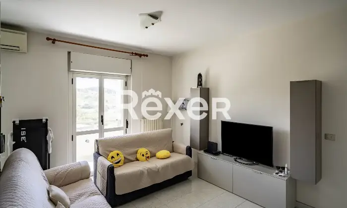 Rexer-Catanzaro-Ampio-e-luminoso-appartamento-a-Catanzaro-Altro