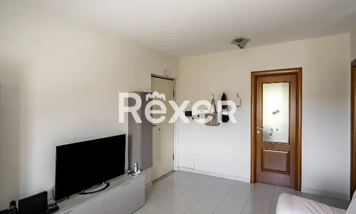 Rexer-Catanzaro-Ampio-e-luminoso-appartamento-a-Catanzaro-Altro