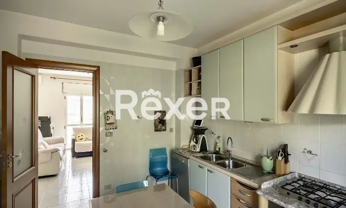 Rexer-Catanzaro-Ampio-e-luminoso-appartamento-a-Catanzaro-Altro