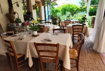 Rexer-Strevi-In-Vendita-Agriturismo-con-Vigneto-e-Fabbricati-Storici-Regione-Carpeneta-Strevi-AL-Altro