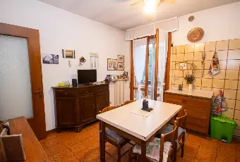 Rexer-Abano-Terme-Luminoso-appartamento-nel-cuore-di-Abano-Terme-Cucina