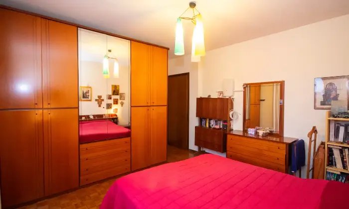 Rexer-Abano-Terme-Luminoso-appartamento-nel-cuore-di-Abano-Terme-Camera-da-letto