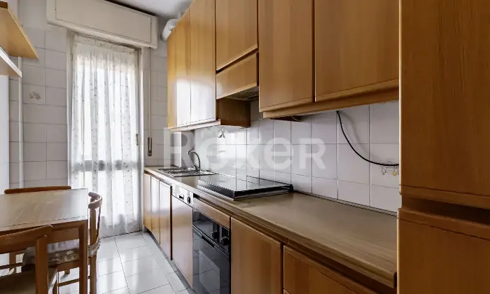 Rexer-Milano-Famagosta-Piazza-Miani-ampio-bilocale-con-due-balconi-disponibile-anche-un-box-auto-Altro
