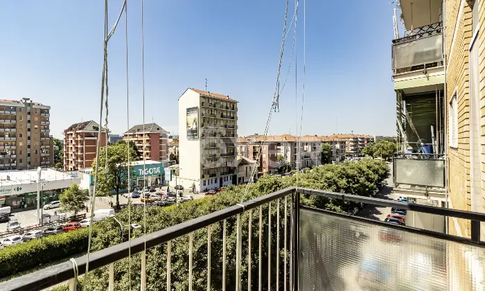 Rexer-Milano-Famagosta-Piazza-Miani-ampio-bilocale-con-due-balconi-disponibile-anche-un-box-auto-Altro