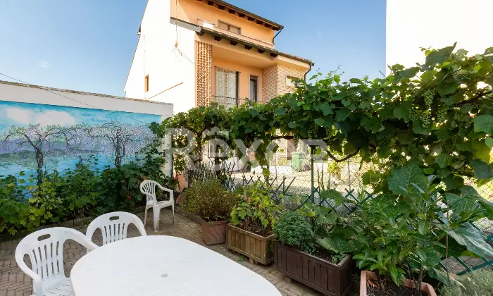 Rexer-Moncalieri-Appartamento-con-giardino-e-box-auto-Altro