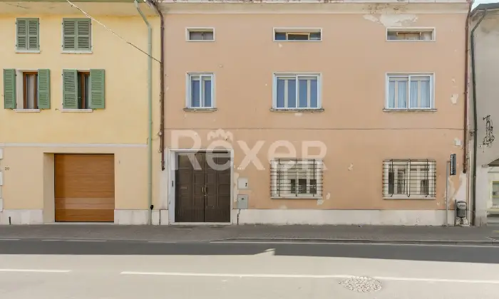 Rexer-Pavone-del-Mella-Casa-indipendente-con-ampi-spazi-e-cortile-privato-In-centro-paese-Altro