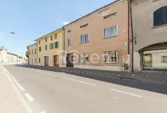 Rexer-Pavone-del-Mella-Casa-indipendente-con-ampi-spazi-e-cortile-privato-In-centro-paese-Altro